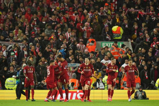 2026石屏异龙湖马拉松落幕 6000名选手体验独特赛道